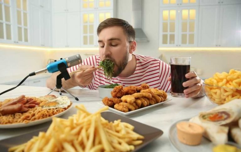 8 Reasons Why Mukbang Is Popular - TheKoreanGuide