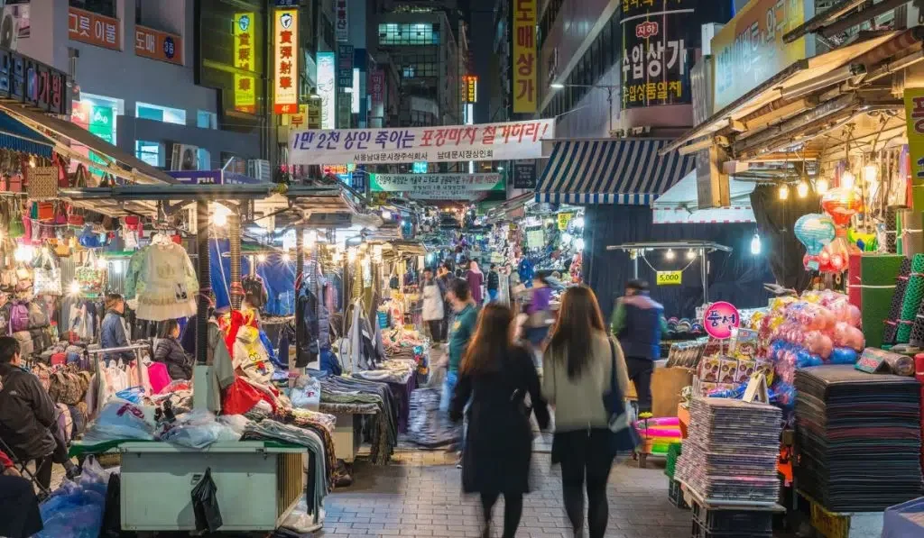 11 Famous Streets In Seoul You Must Visit [2024]